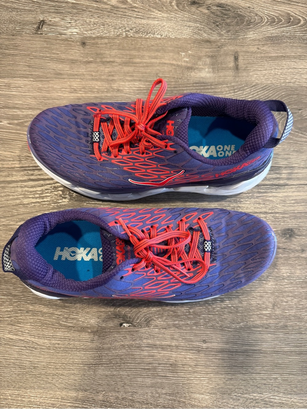 Hoka Women’s Sneakers Size 9.5 - Picture 4 of 8